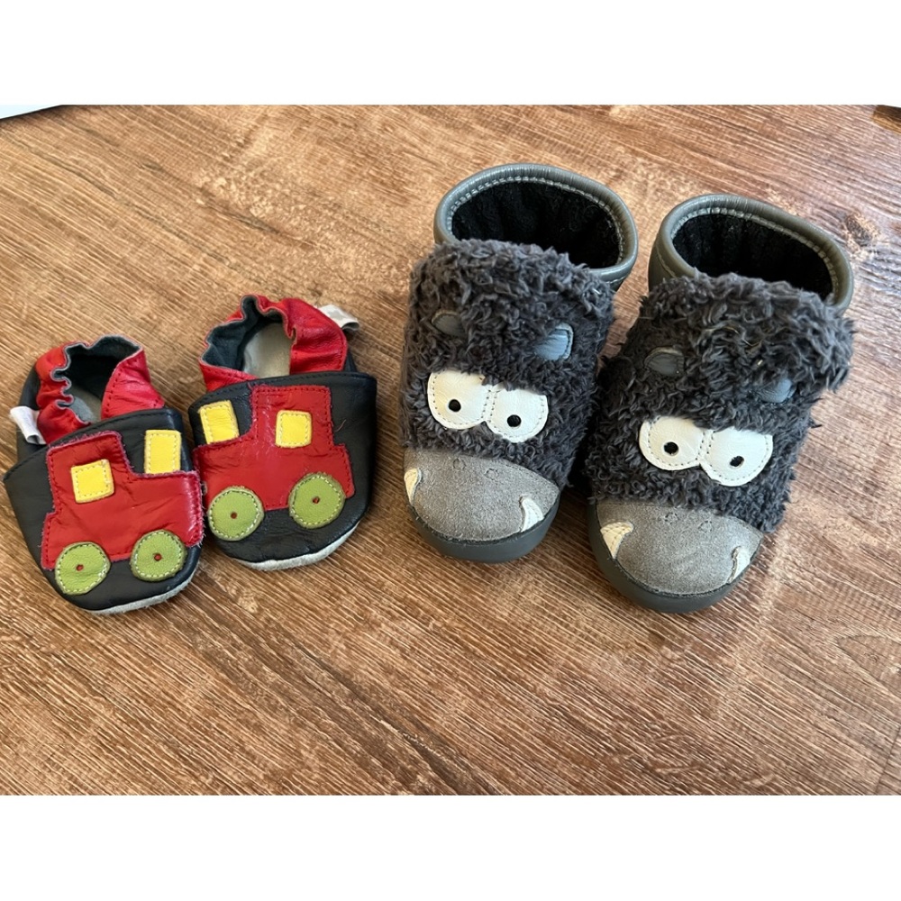 Two pairs of Baby Boy 0-6 month Robeez